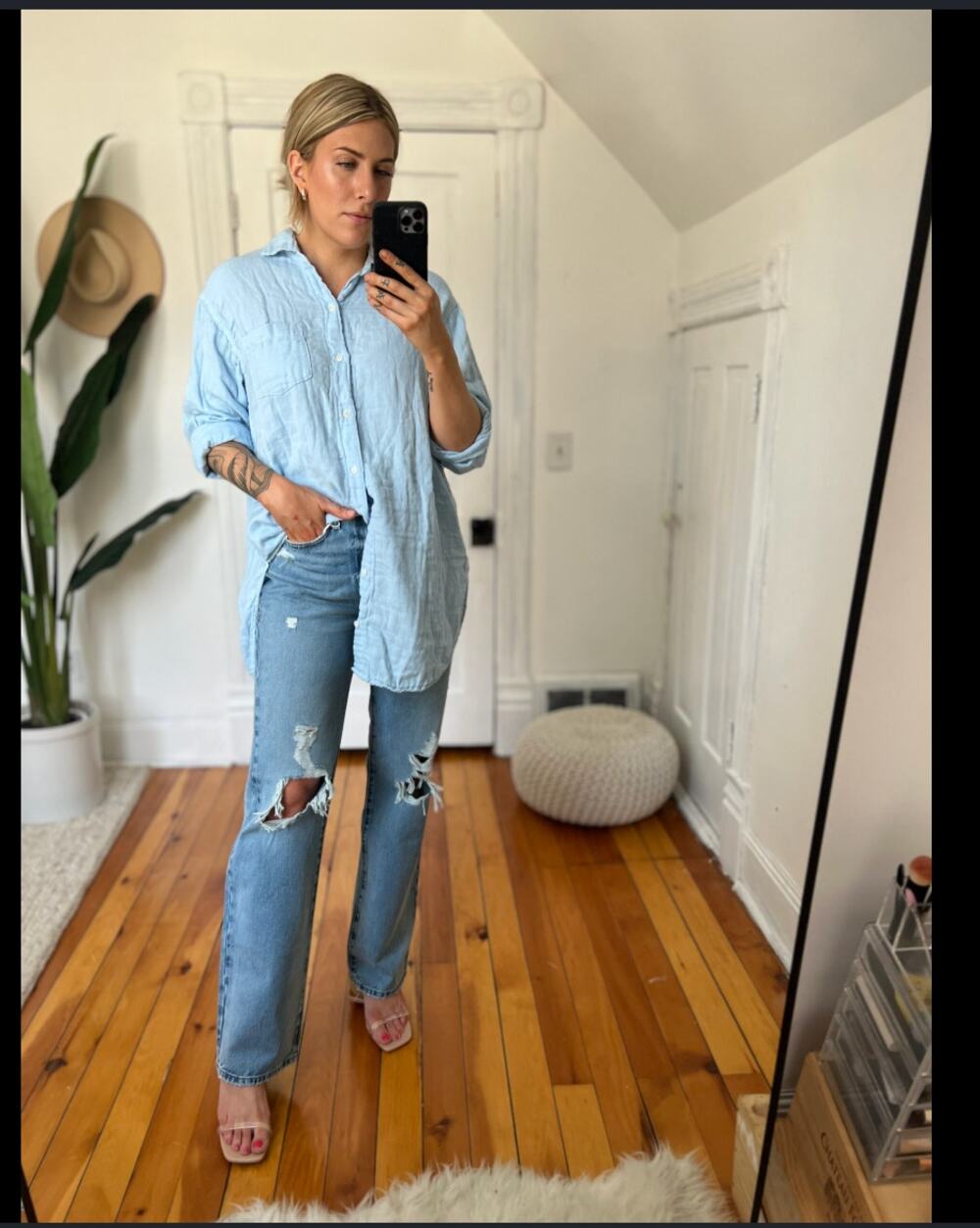Frame Le Original High Rise Straight Leg Distressed Glacier Destruct 90s sz 24